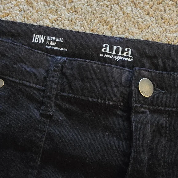 A.n.a Black Corduroy Flare Pants - Picture 3 of 4